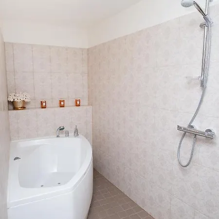 Lossi 32 Luxury Apartment With Sauna Tartu Exterior foto